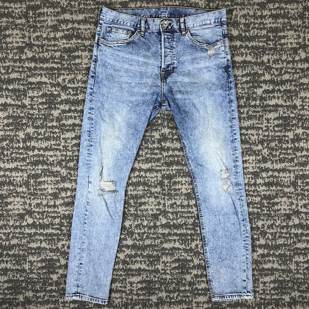 H&M Jeans Slim Tapered Mens 32/30 Light Blue Acid Wash Distressed Button Fly